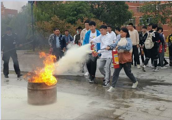 说明: C:\Users\dell\Desktop\lADPD3lGsERbANvNAqbNA8U_965_678.jpg